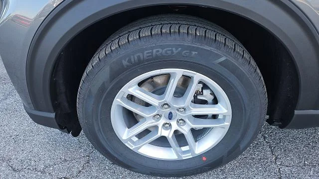 New 2026 Carbonized Gray Metallic Ford Active RWD image 21