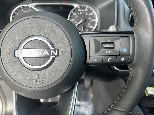 Used 2023 Gray Nissan SL image 18