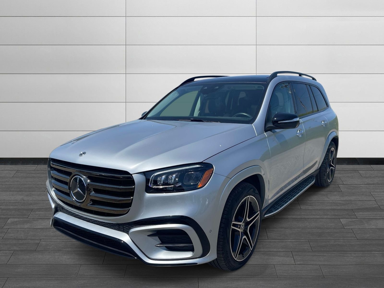 Used 2026 Cirrus Silver Metallic Mercedes-Benz GLS 450 image 7