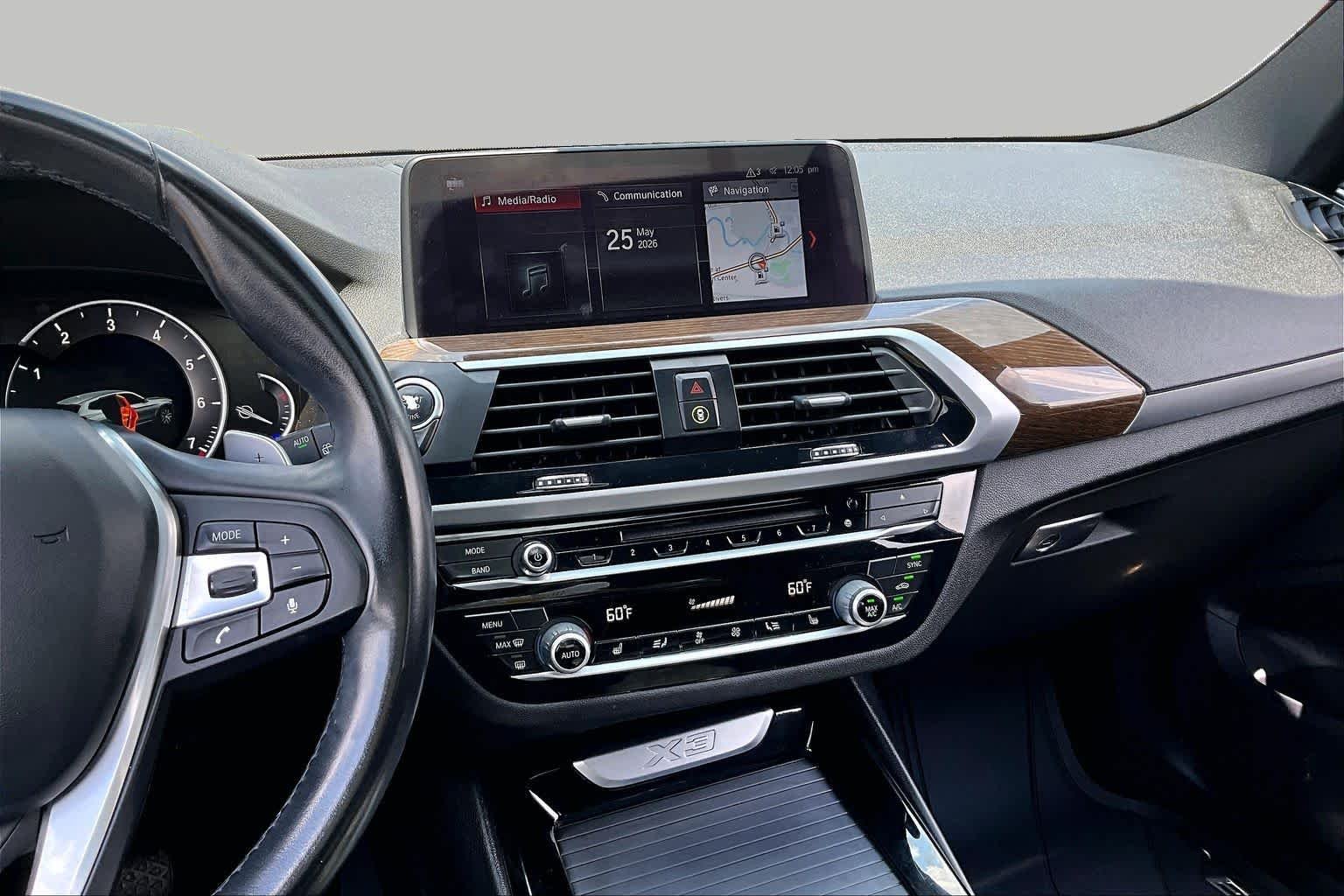 Used 2019 Alpine White BMW sDrive30i image 9