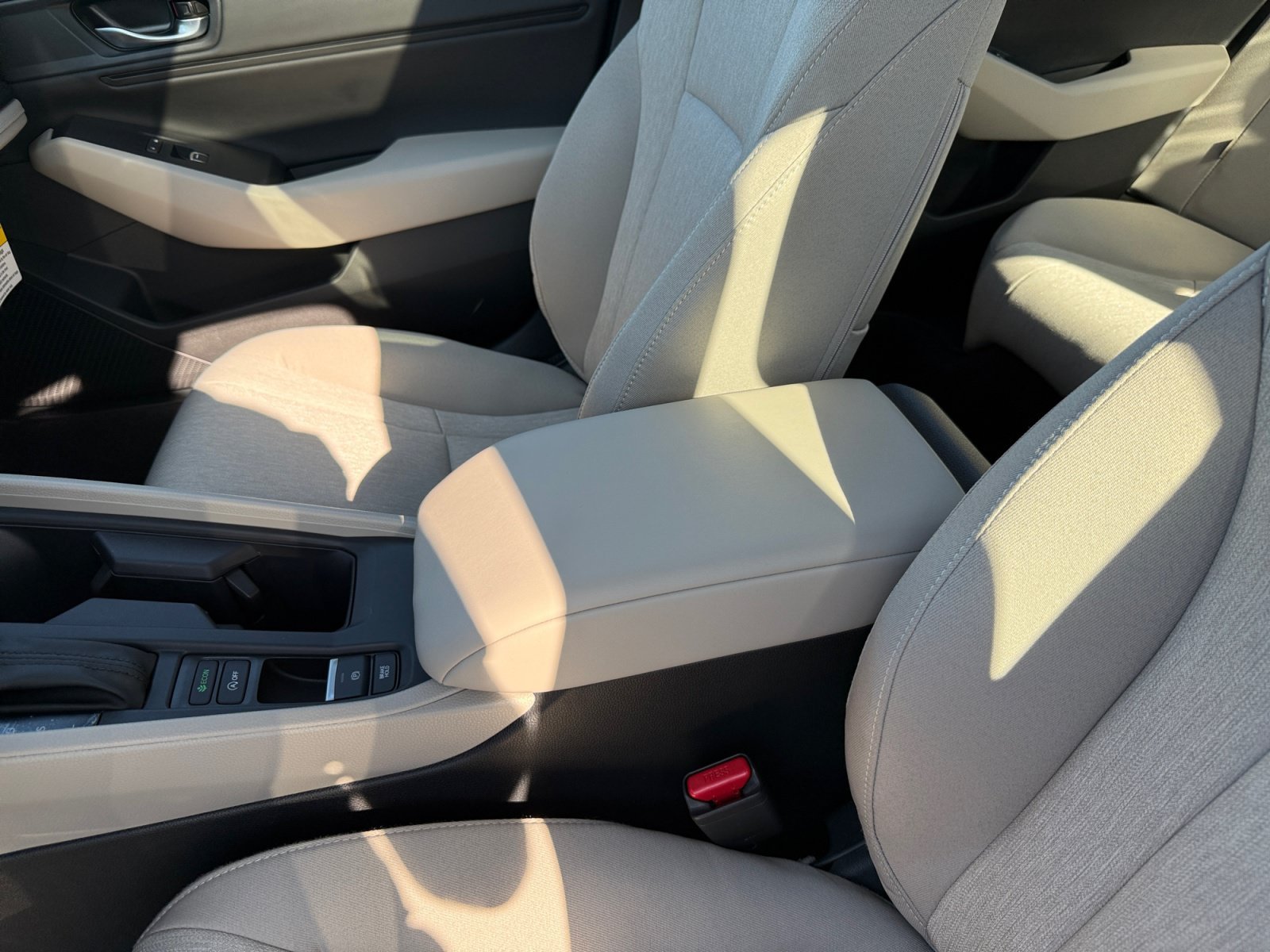 New 2026 Meteorite Gray Metallic Honda SE image 14