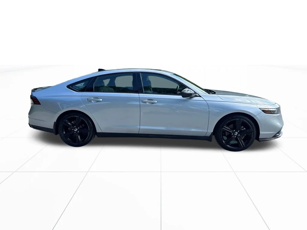 Certified Used 2023 Lunar Silver Metallic Honda HYBRID SPORT-L image 10