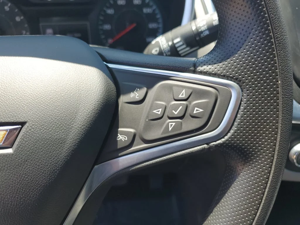 Used 2023 Summit White Chevrolet LS image 29