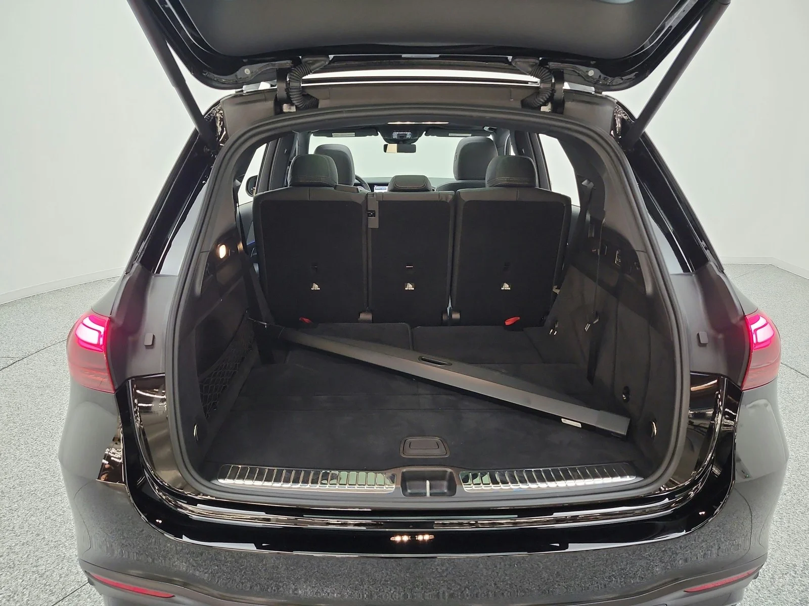 Used 2025 Black Mercedes-Benz GLE 350 SUV image 22
