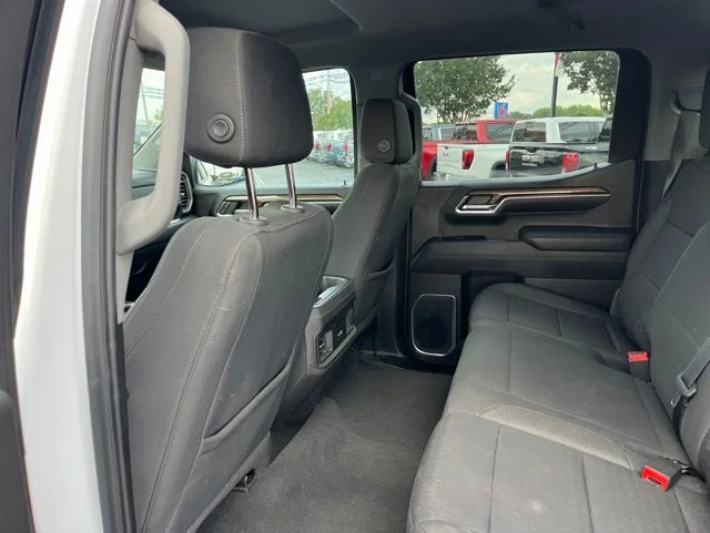 Used 2022 White Chevrolet LT Trail Boss image 11