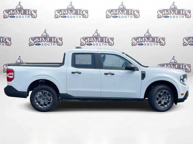New 2026 White Ford XLT image 2