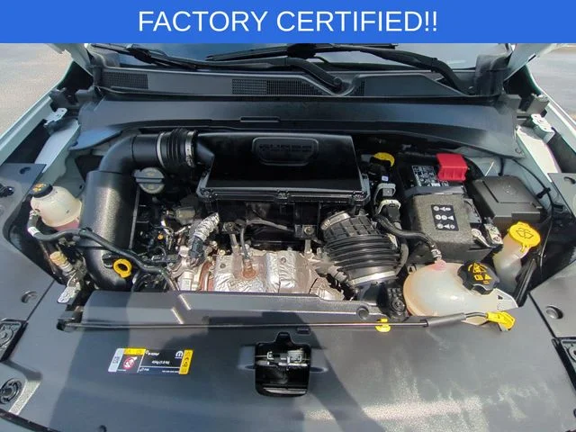 Used 2023 White Jeep Latitude Lux image 37