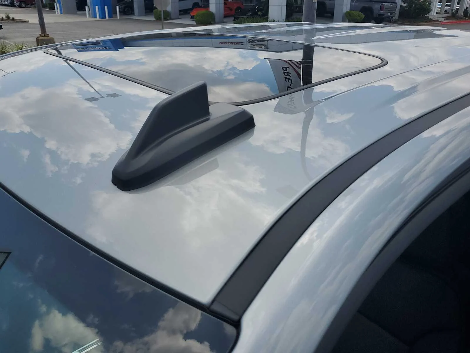New 2026 Sterling Metallic GMC Elevation image 26