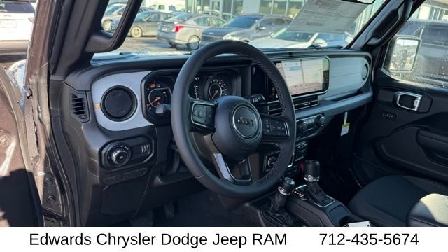 2026 Jeep Wrangler 4-Door Willys - Photo 14