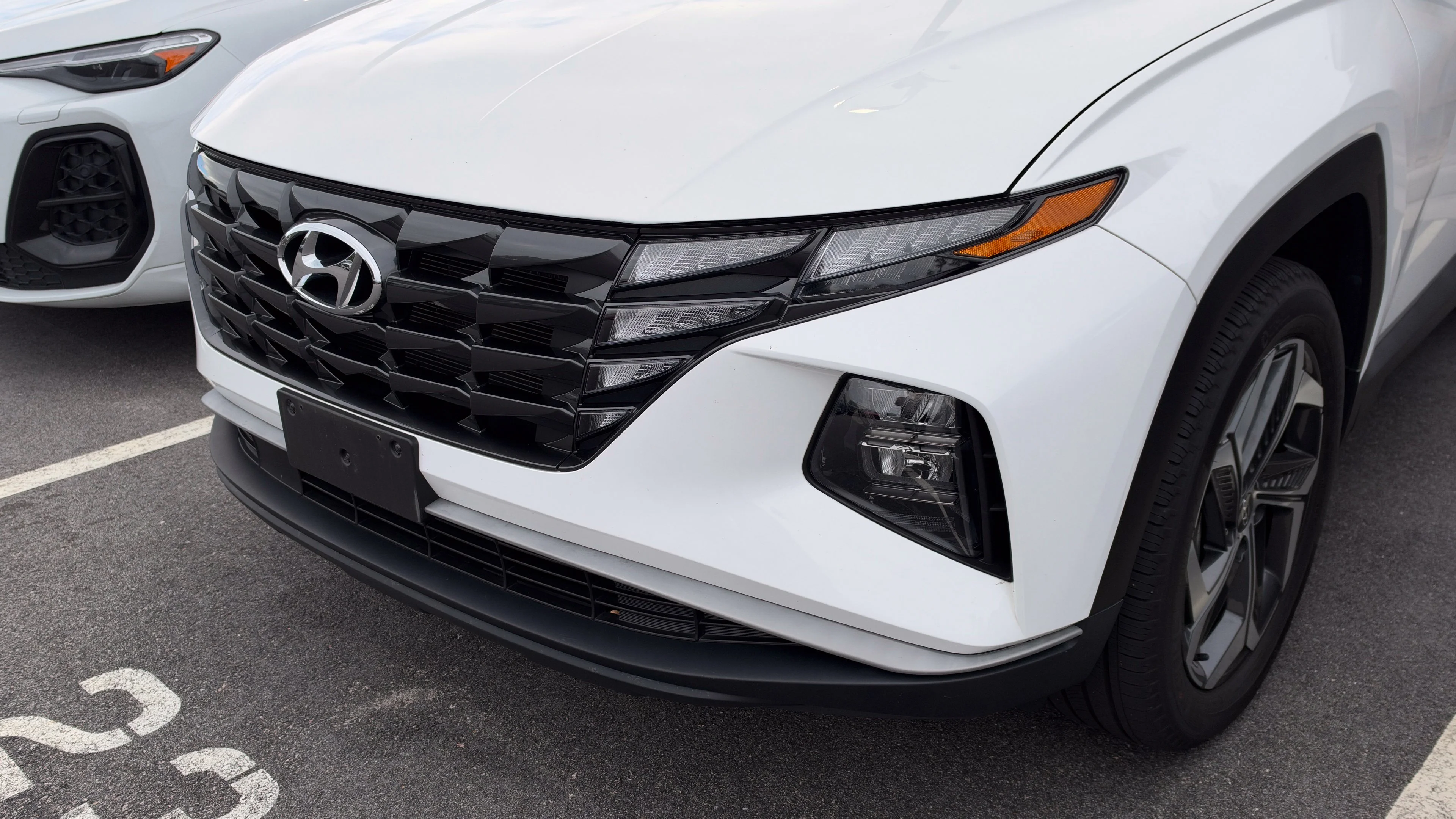 Used 2024 White Pearl Hyundai SEL image 11