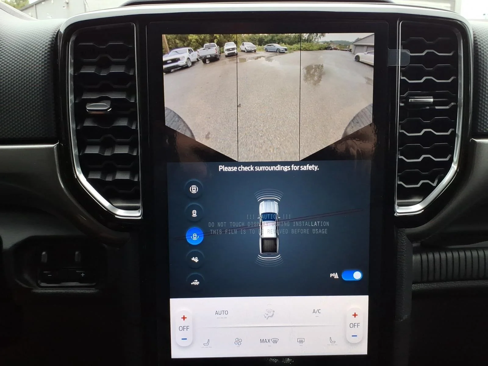 New 2026 Avalanche Ford XLT image 9