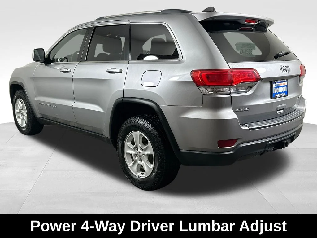 Used 2015 Silver Jeep Laredo image 9