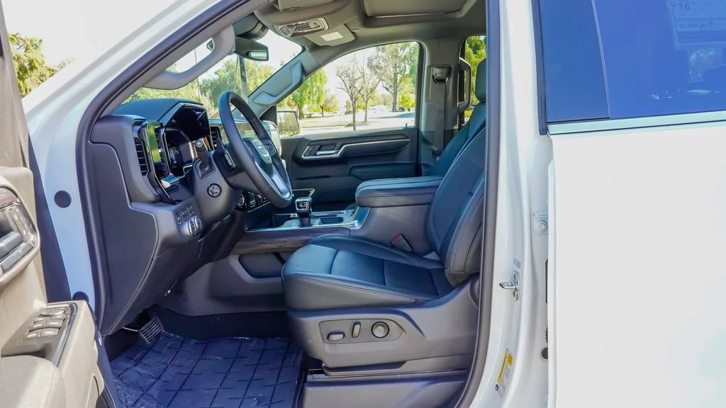 New 2026 Summit White GMC SLT image 14