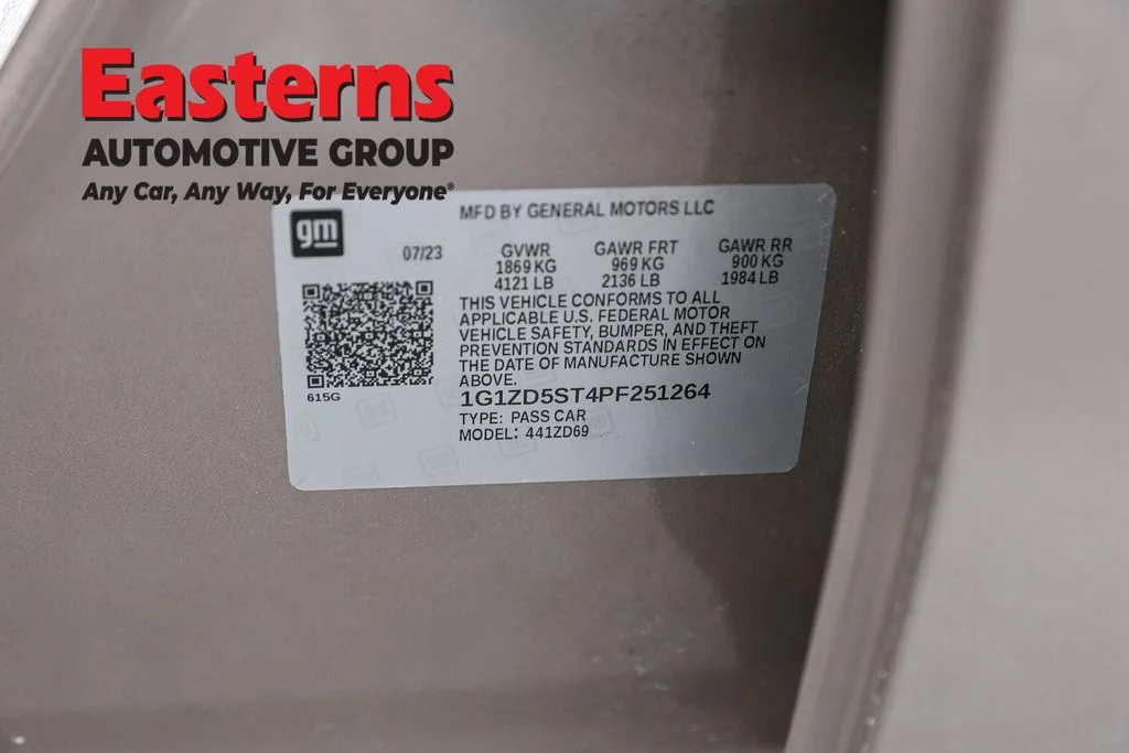 Used 2023 Gray Chevrolet LT image 36