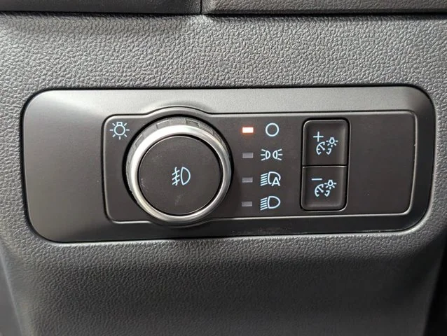 New 2026 Space White Metallic Ford Badlands® image 38