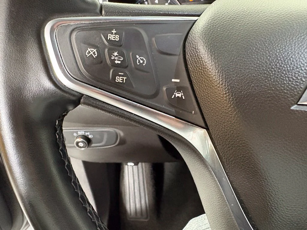 Used 2024 Sterling Gray Metallic Chevrolet LT image 28