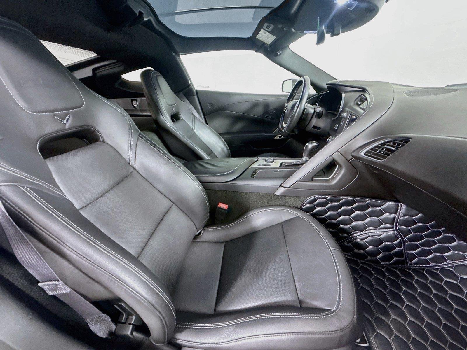 Used 2016 Arctic White Chevrolet Z06 2LZ image 37
