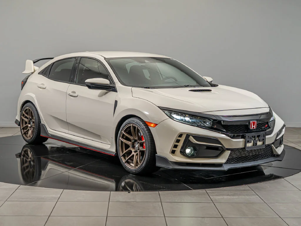 Used 2021 White Honda Touring image 3