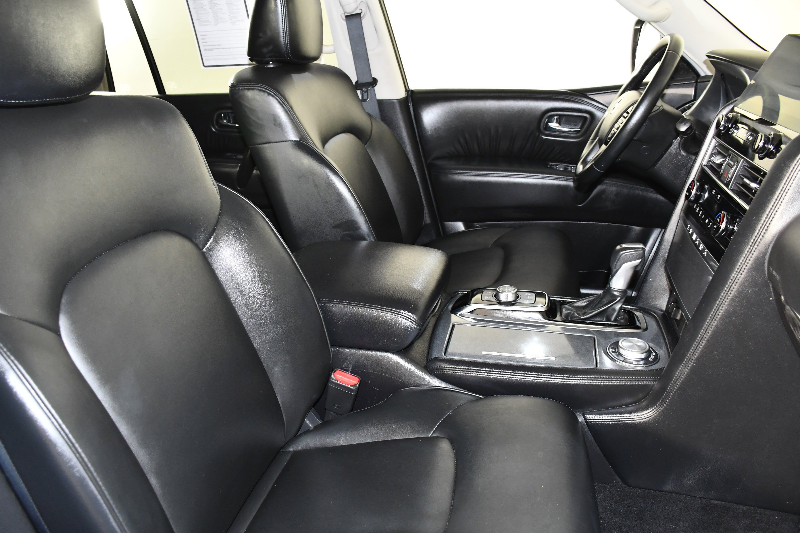 Used 2024 Brilliant Silver Metallic Nissan SV image 44