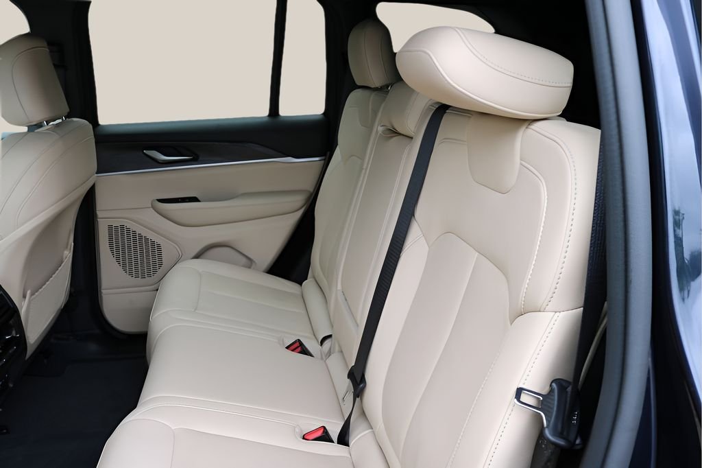 Used 2023 Black Jeep Limited image 16