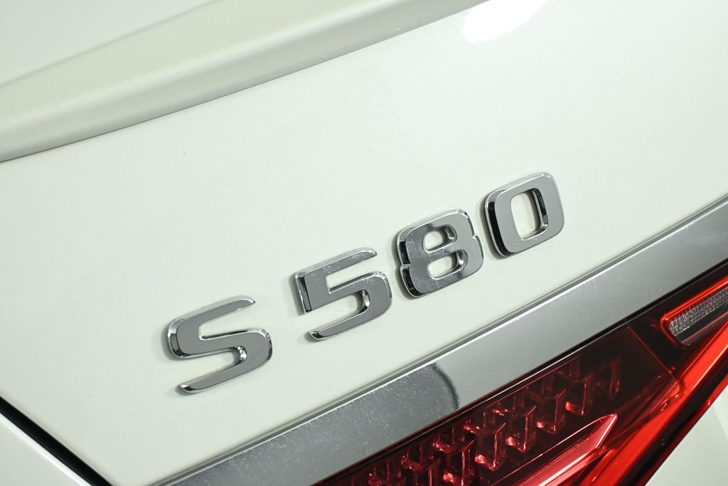 Certified Used 2023 White Mercedes-Benz S 580 image 26