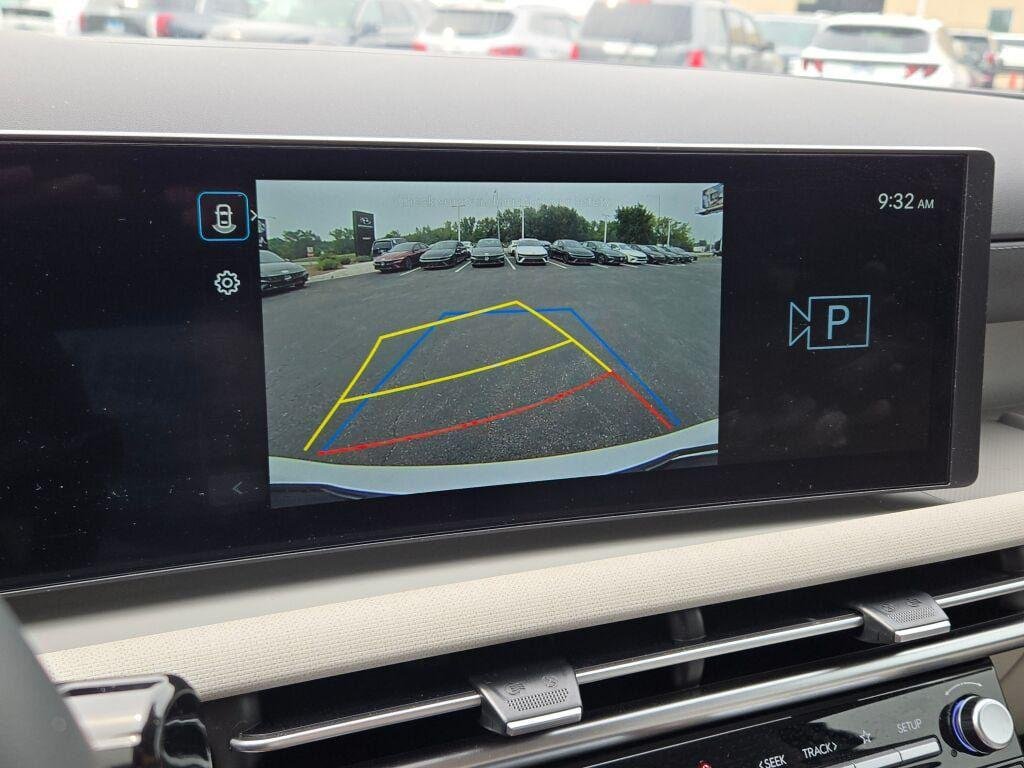 New 2025 Serenity White Pearl Hyundai SEL Convenience AWD image 29