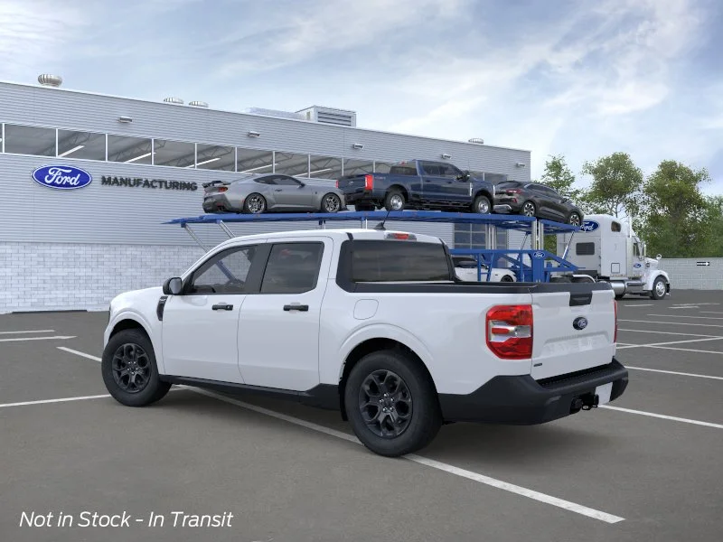 New 2026 Oxford White Ford XLT image 4