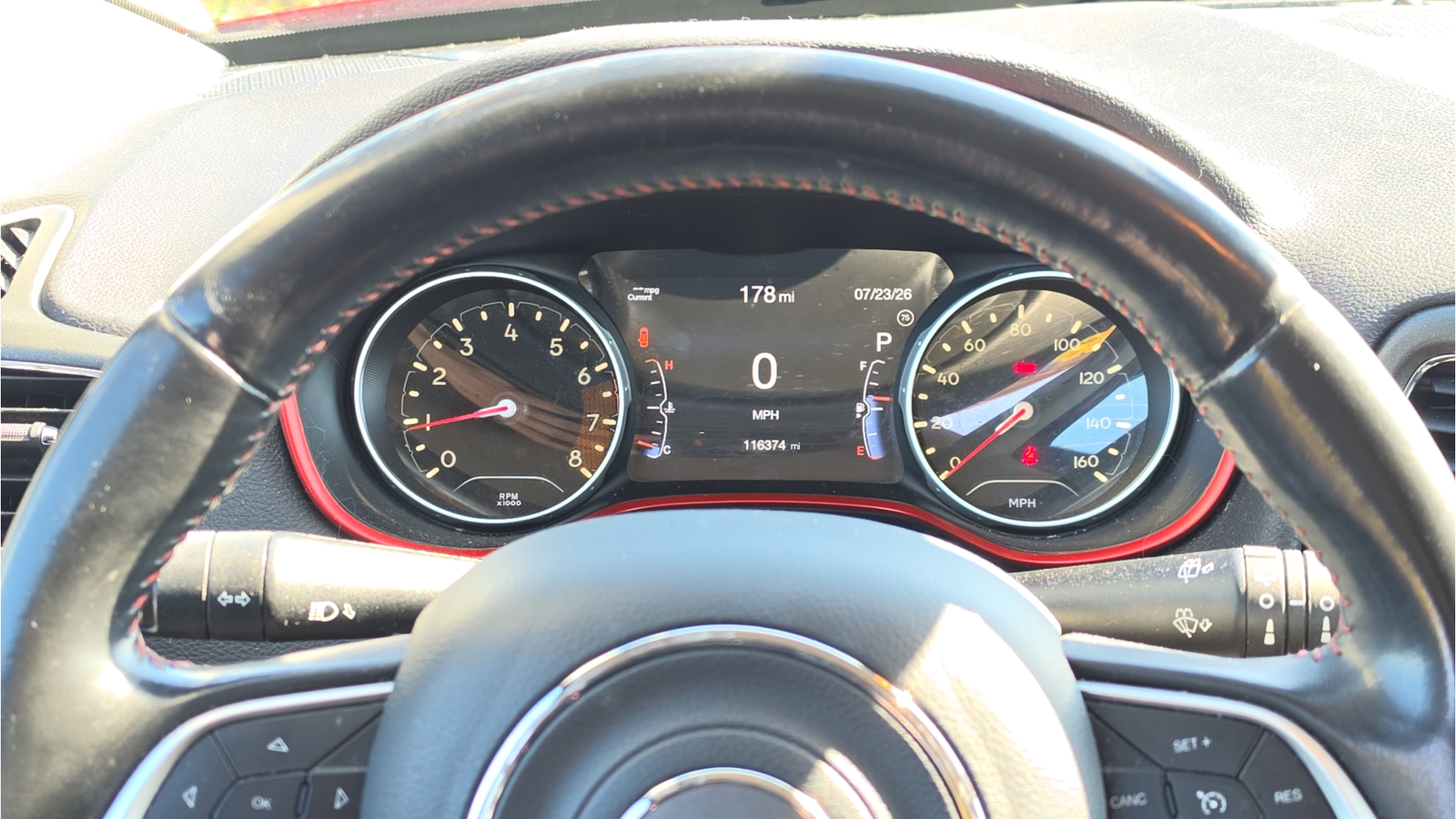 Used 2018 Redline Pearlcoat Jeep Trailhawk image 16