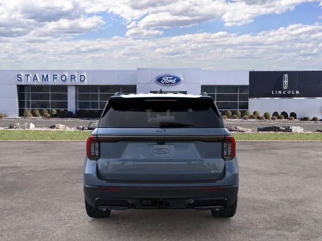 2026 Ford Explorer ST-Line - Photo 14