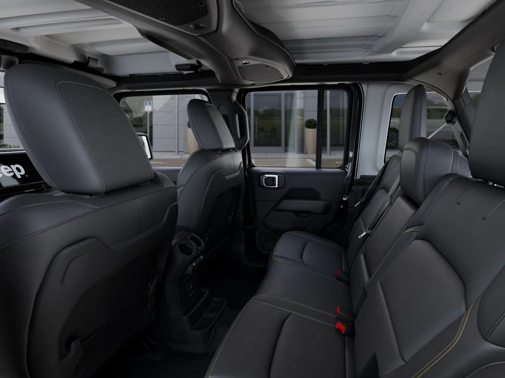 2026 Jeep Wrangler 4-Door Sahara - Photo 24