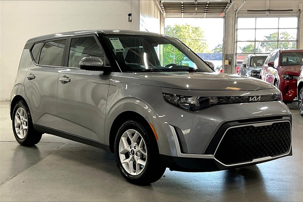 2023 KIA SOUL - Image 32