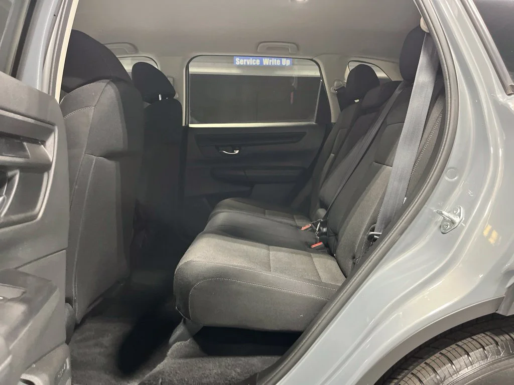 2024 Honda CR-V LX - Photo 28