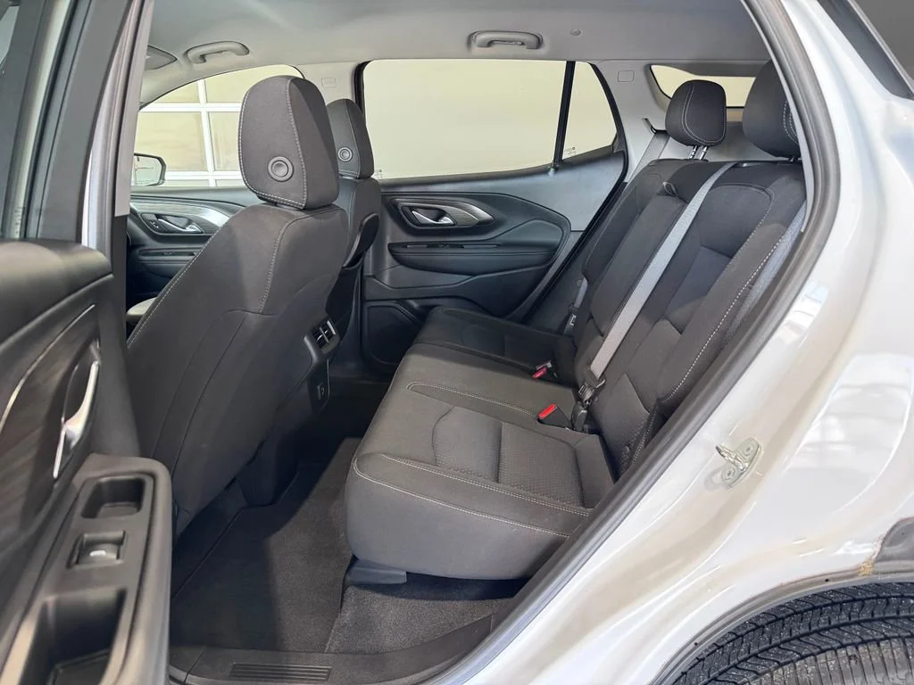 2022 GMC Terrain SLE - Photo 10