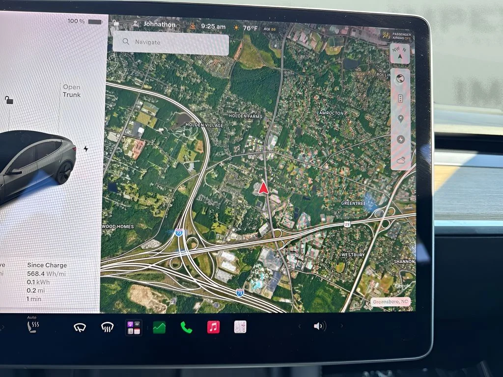 Used 2021  Tesla Long Range image 21