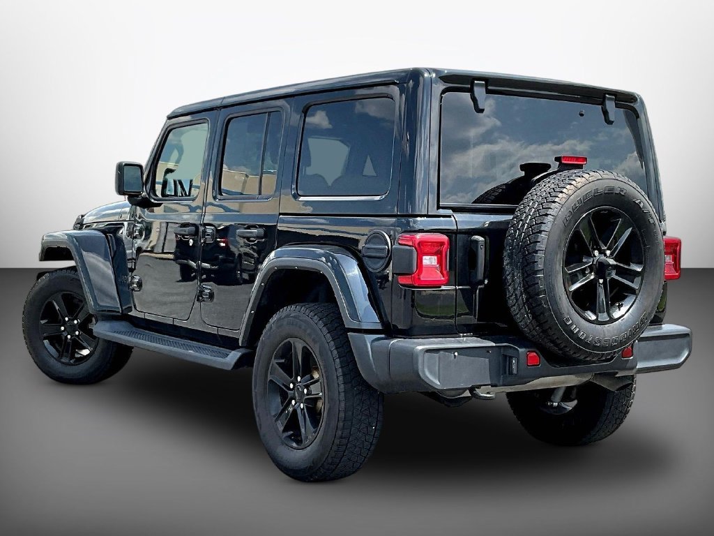 Used 2022 Black Jeep Unlimited Sahara Altitude image 4