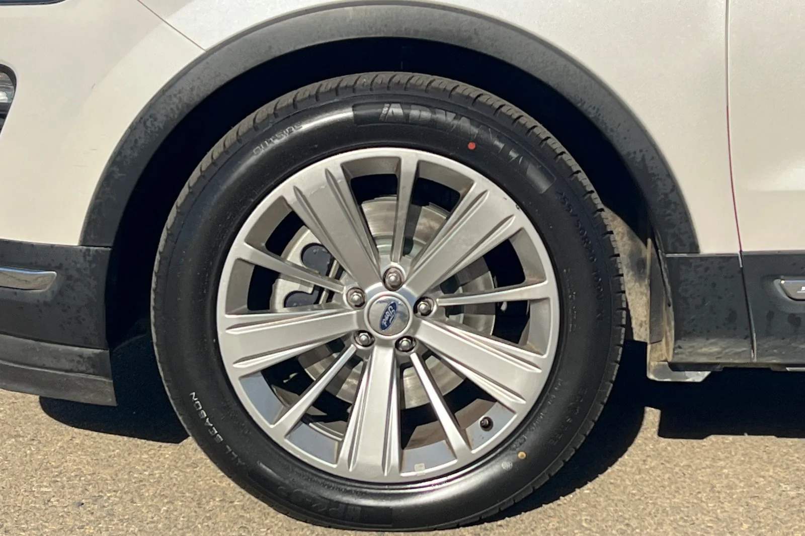 Used 2019 White Ford Limited image 28