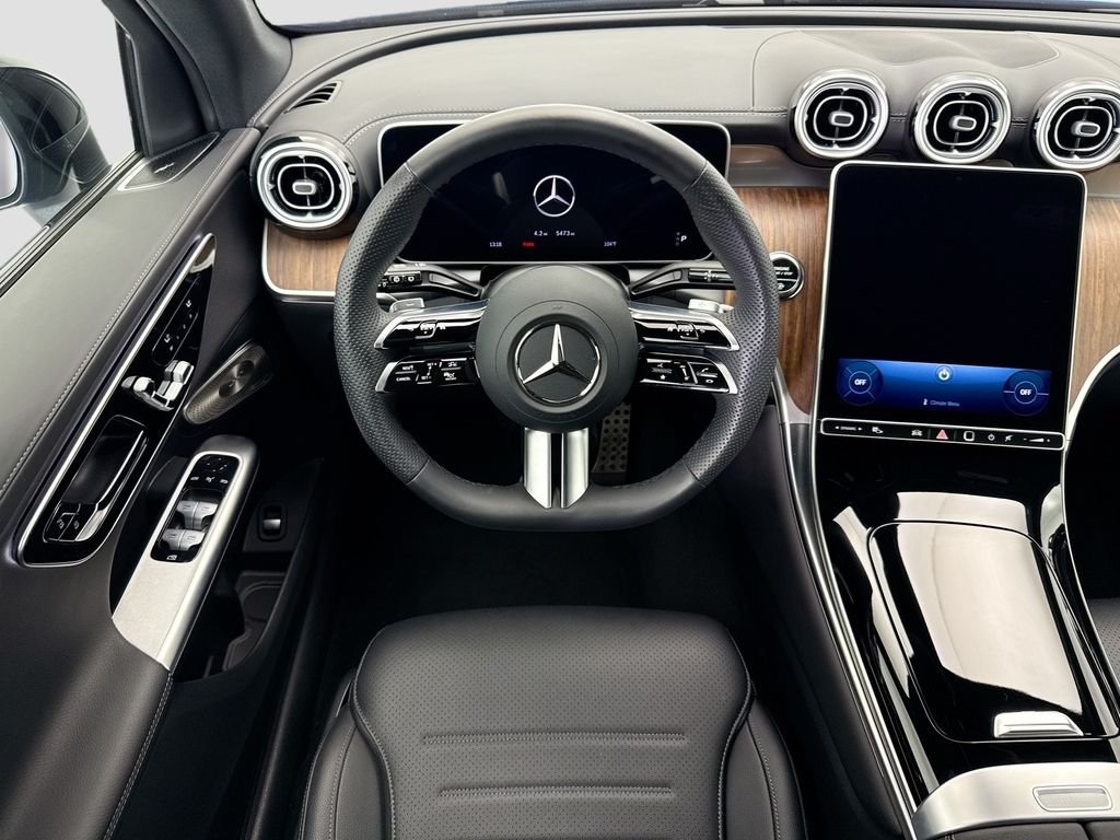 Used 2026 Starling Blue Metallic Mercedes-Benz GLC 300 image 10