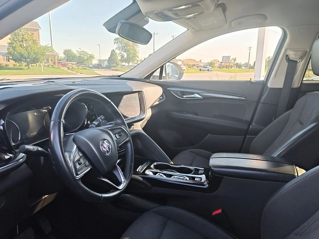 Used 2022 White Buick Preferred image 12