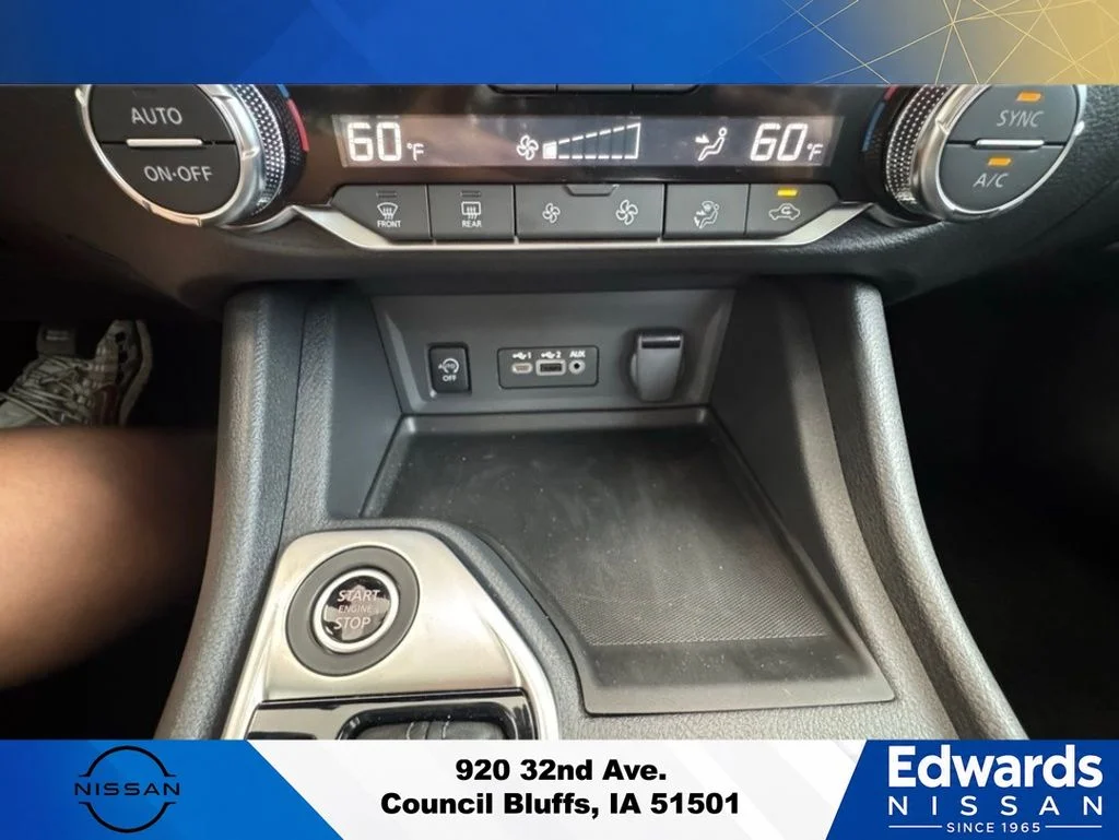 2025 Nissan Sentra SV - Photo 29