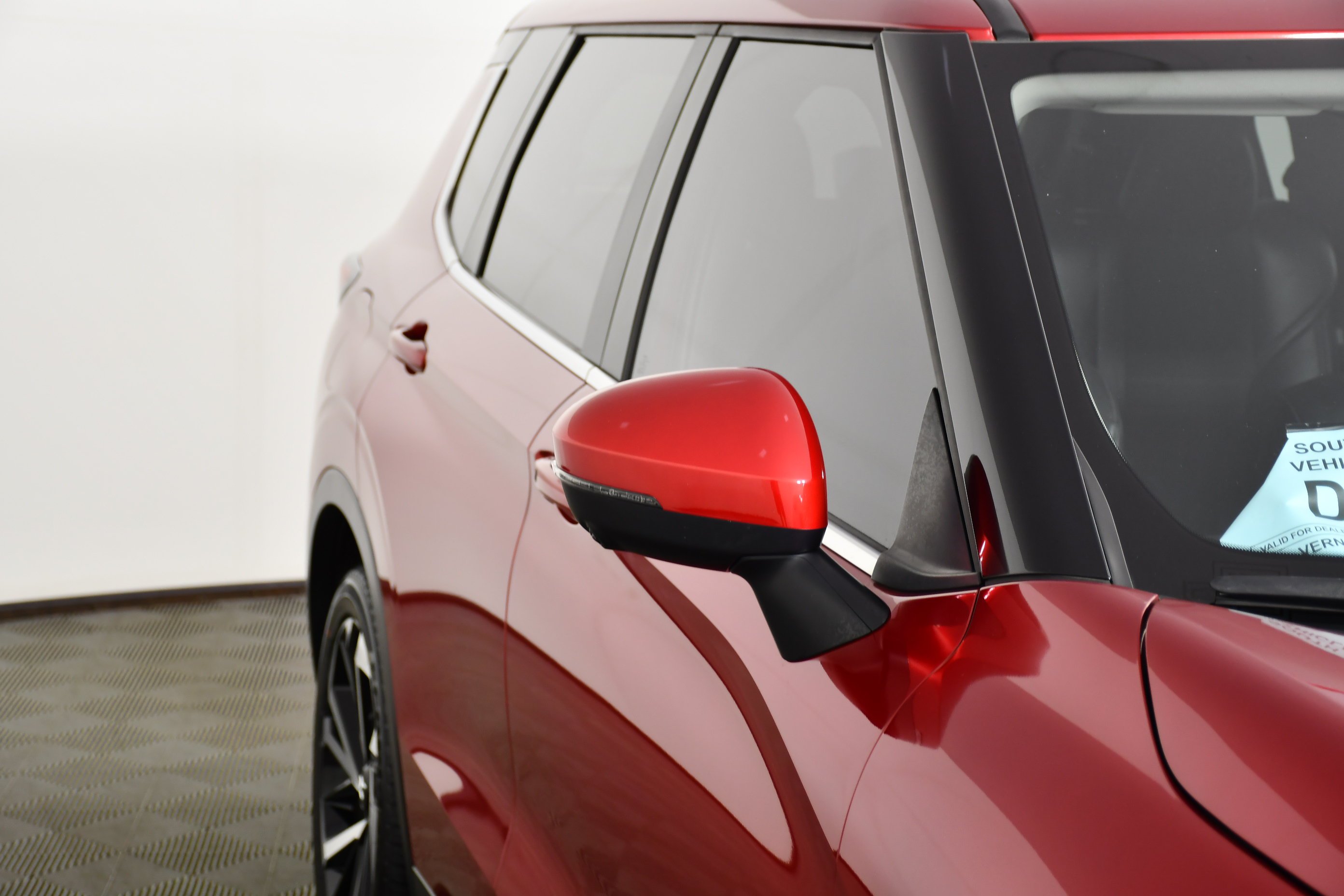 Used 2024 Red Diamond Mitsubishi SE image 14