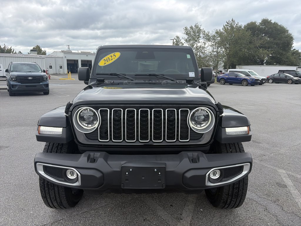 Used 2025 Black Jeep Sahara 4xe image 10