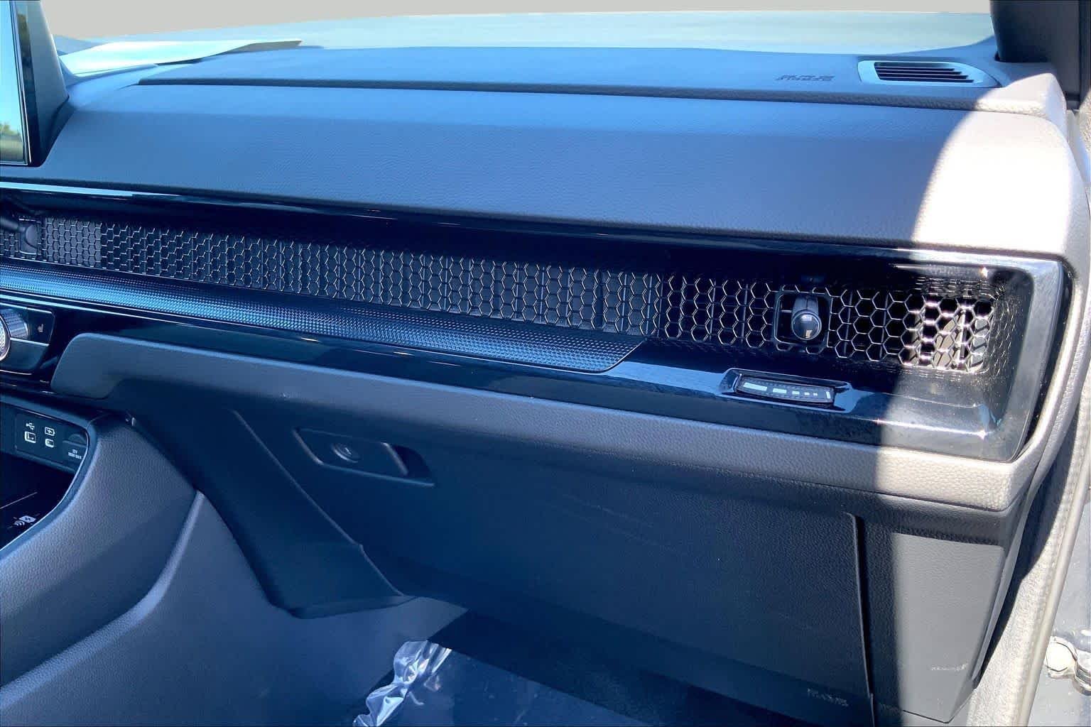Used 2024 Meteorite Gray Metallic Honda Sport Touring image 18