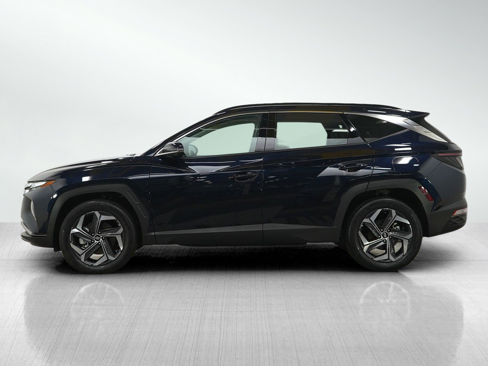 Used 2023 Hyundai Tucson Limited with VIN KM8JECA1XPU095387 for sale in Minneapolis, Minnesota