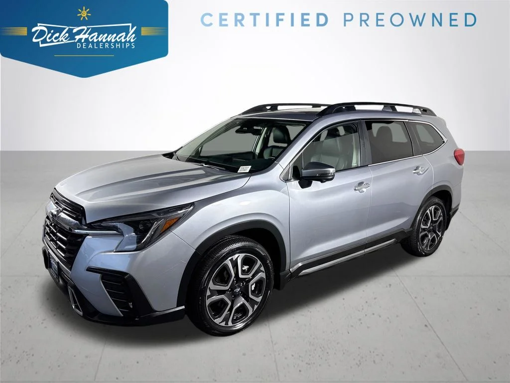 2023 Subaru Ascent Touring's photo