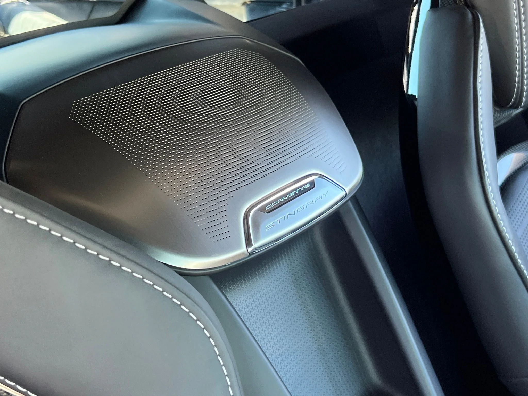 Used 2021 Blue Chevrolet Stingray image 37