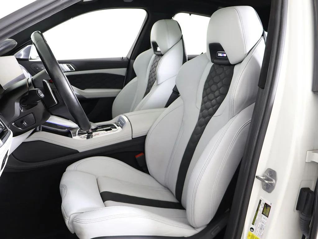 Used 2023 Alpine White BMW Base image 37
