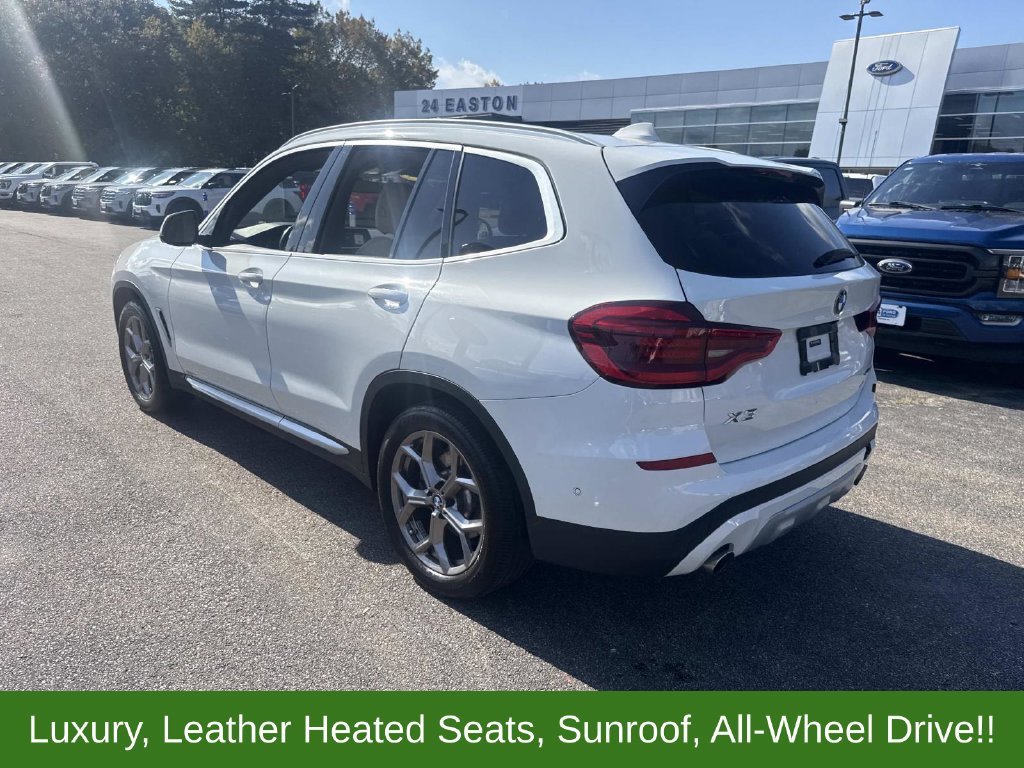 Used 2021 White BMW sDrive30i image 3