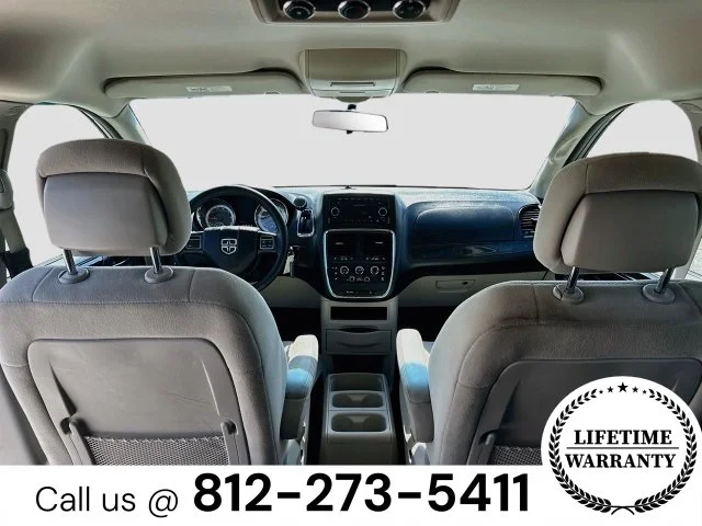 Used 2016 Silver Dodge SE image 19