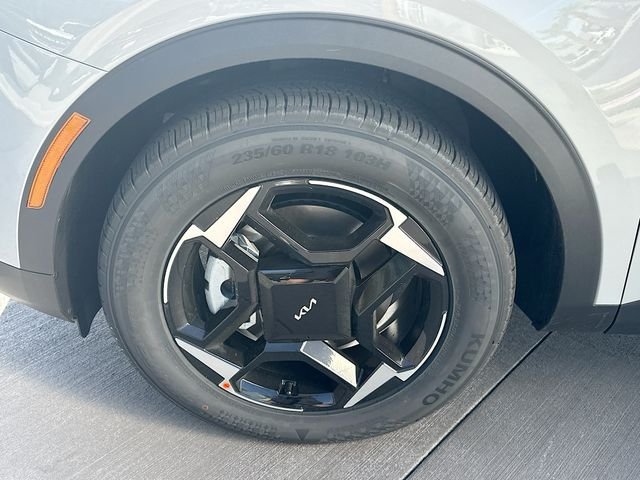 New 2026 Wolf Gray Kia EX image 30
