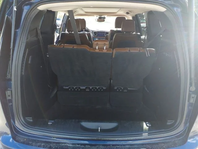 Used 2017 Blue Pearl Chrysler Limited image 23